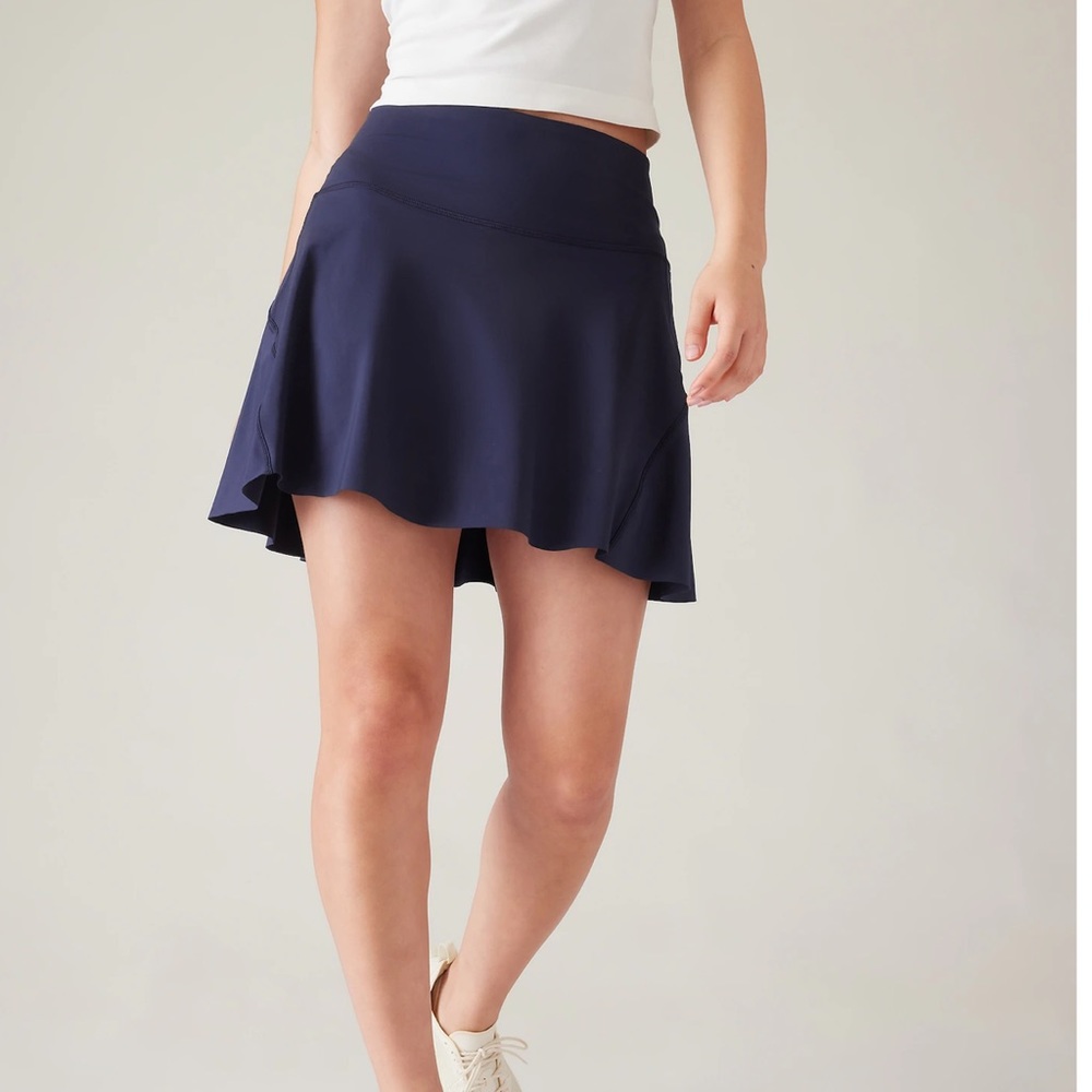 Athleta tennis skort 15.5 inches